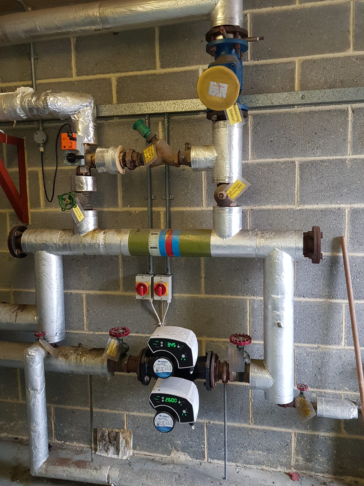 Pump setup for commercial system